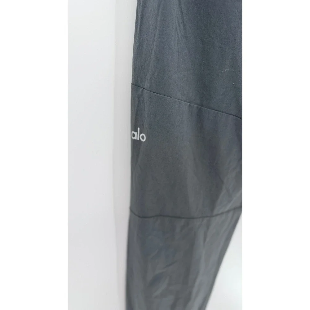 Alo Yoga Explorer Jogger Pants S Technical Grey Athleisure Activewear Stretch